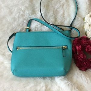 NWOT. Cross over bag